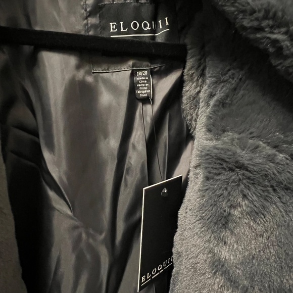 Faux Fur Coat - Picture 4 of 4